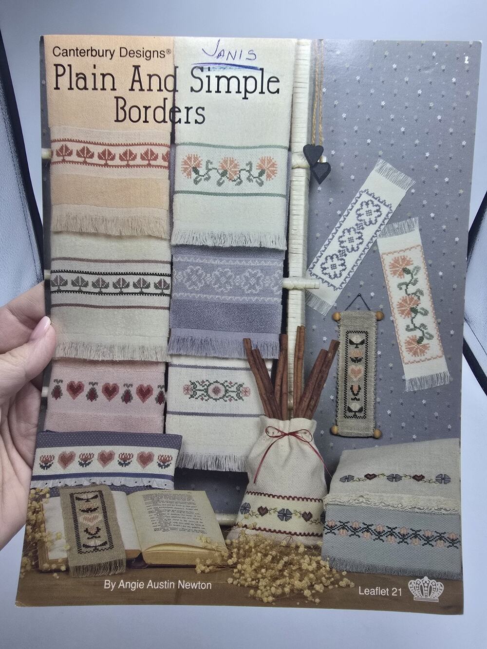 Canterbury Designs Plain and Simple Borders Leaflet 21 Cross Stitch 1989